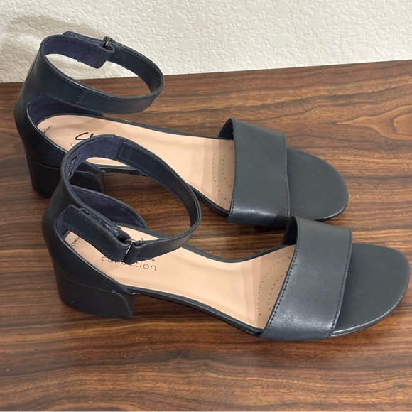 Clarks Women's Navy Blue Heel Ankle Strap Sandals - Picture 2 of 7